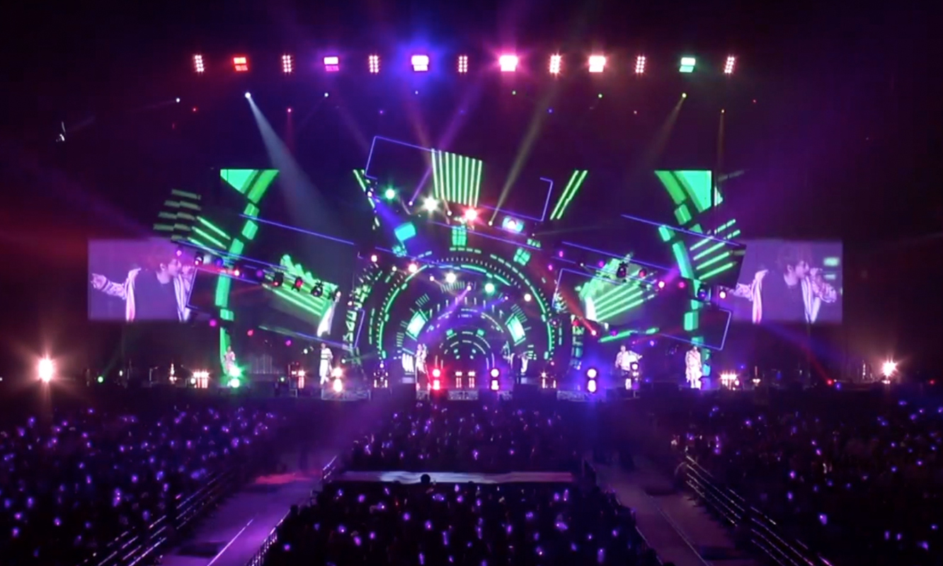 AAA  ARENA TOUR 2017 - WAY OF GLORY
