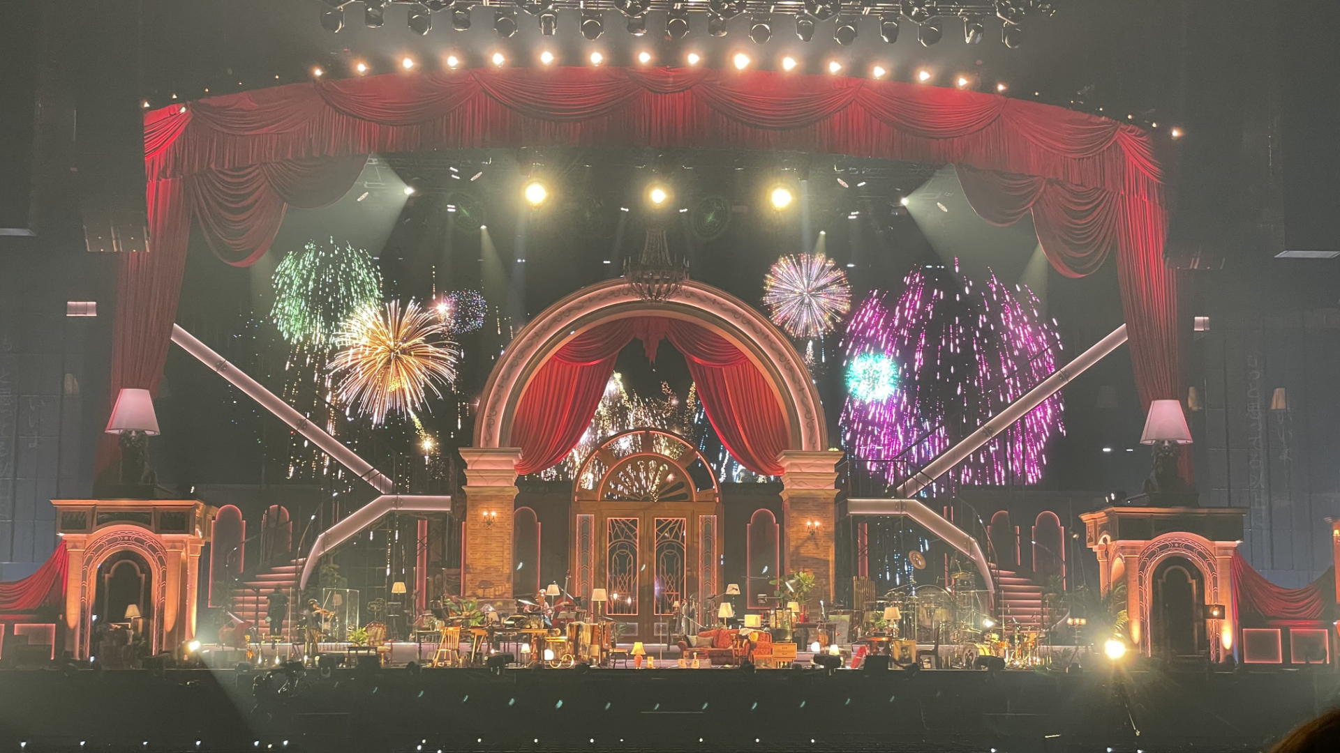 Mrs.GREEN APPLE<br>
Harmony